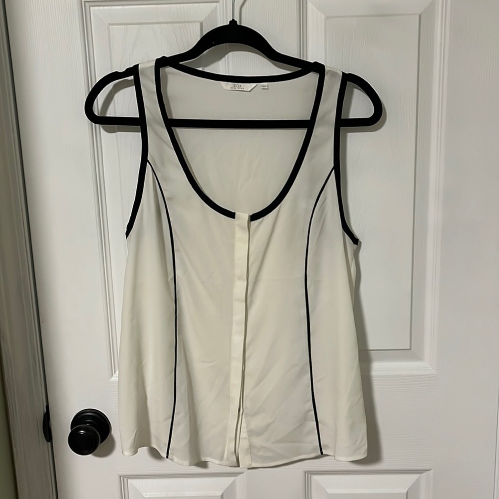 ZOA NEW YORK white sleeveless blouse
